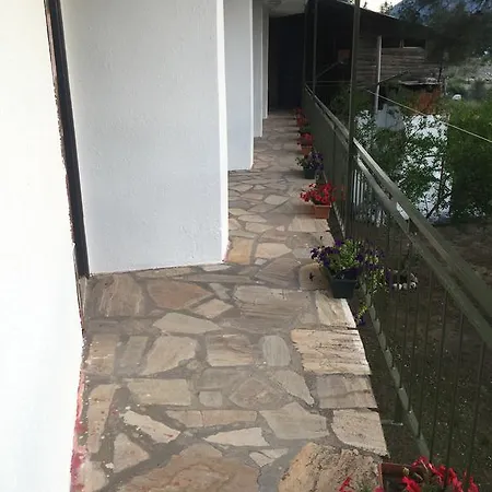 Bed & Breakfast Poseidon Olympos